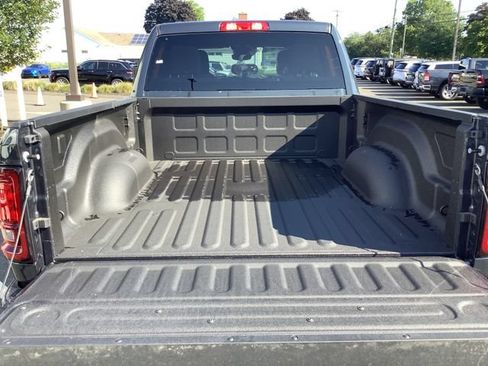 New 2026 RAM 2500 Big Horn AWD/4WD image 9
