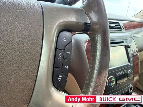 Used 2013 Chevrolet Avalanche LTZ RWD image 32