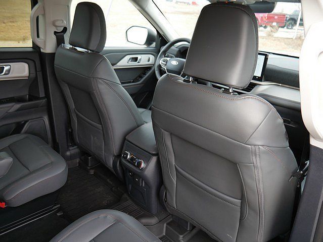 New 2026 Ford Explorer Active w/ Active Comfort Package AWD/4WD image 31