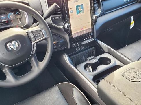 Used 2025 RAM 2500 Laramie image 28