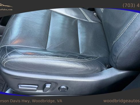 Used 2016 Toyota Sienna SE Premium image 13