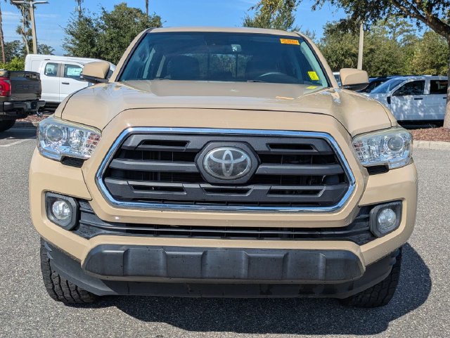Used 2019 Toyota Tacoma SR5 RWD image 8