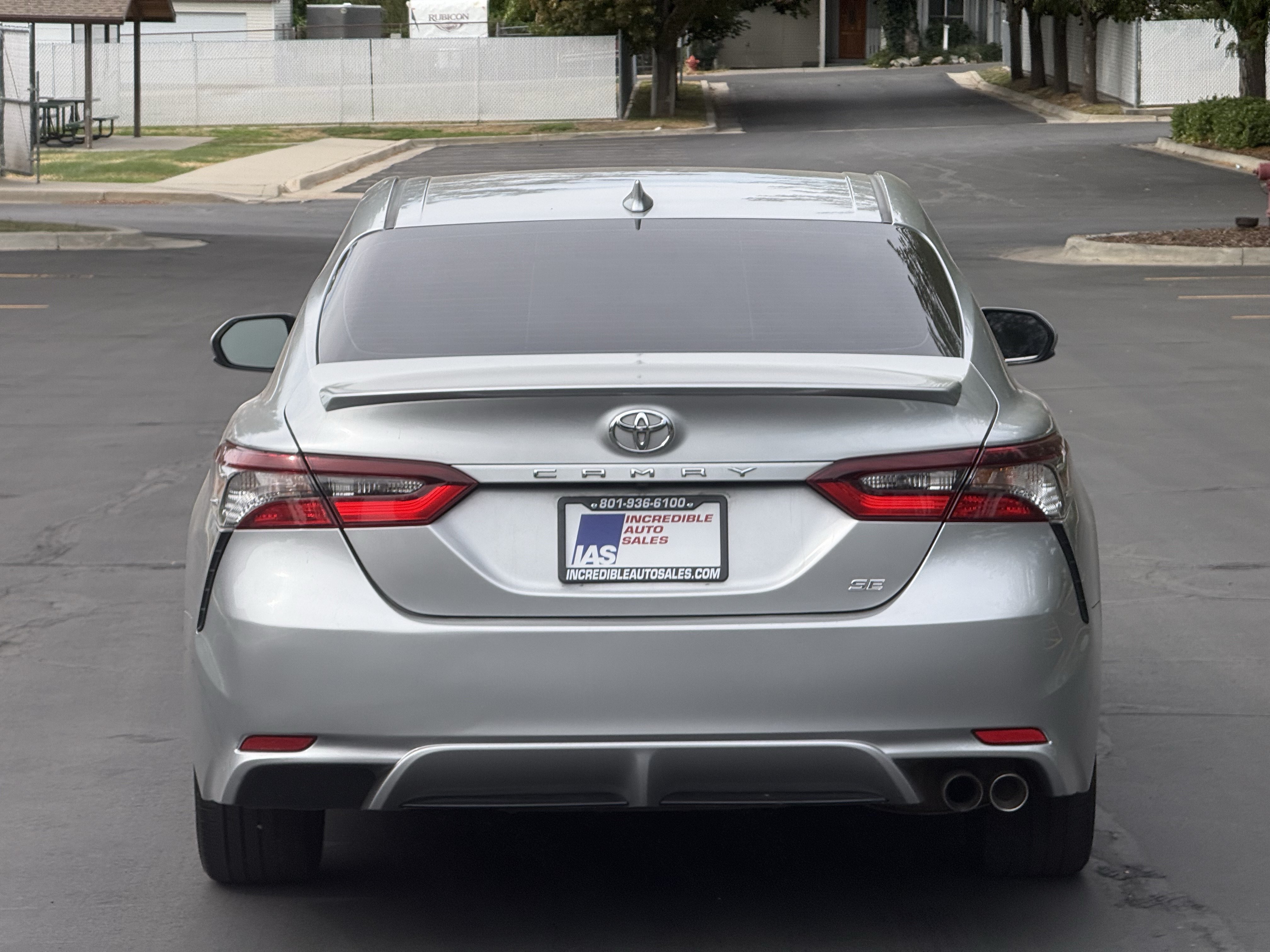 Used 2021 Toyota Camry SE FWD image 5