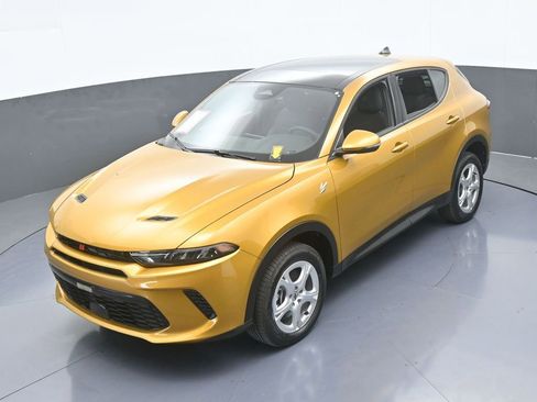 Used 2024 Dodge Hornet GT image 45