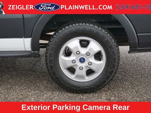 Used 2020 Ford Transit 250 Low Roof RWD image 9