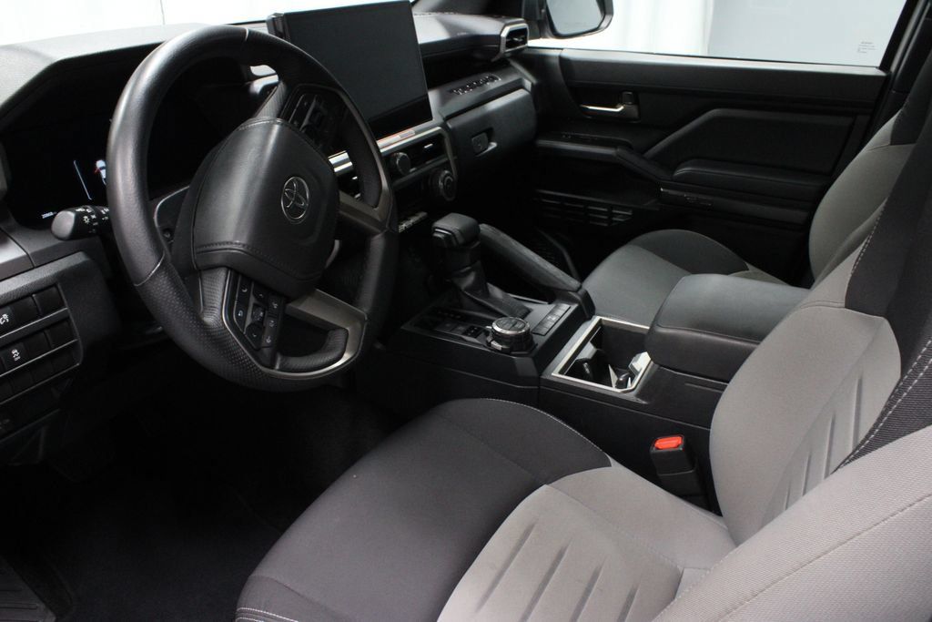 Used 2025 Toyota Tacoma TRD Off-Road AWD/4WD image 22