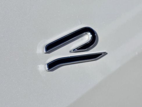 New 2026 Volkswagen Tiguan SE R-Line image 8