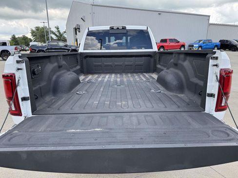 Used 2025 RAM 3500 Laramie w/ Sport Appearance Package AWD/4WD image 31