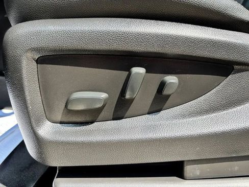 Used 2018 Chevrolet Tahoe LT AWD/4WD image 22