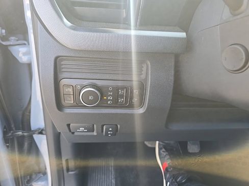 Used 2026 Ford F250 Platinum AWD/4WD image 23
