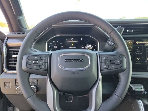 New 2026 GMC Sierra 2500 Denali Ultimate w/ Max Trailering Package AWD/4WD image 14