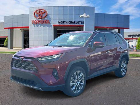 Used 2022 Toyota RAV4 Limited w/ Limited Grade Weather Package FWD image 5