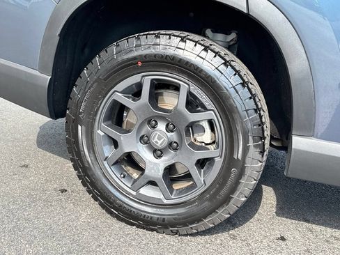 Certified 2026 Honda Pilot TrailSport image 9