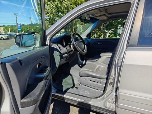 Used 2005 Honda Pilot EX-L image 9