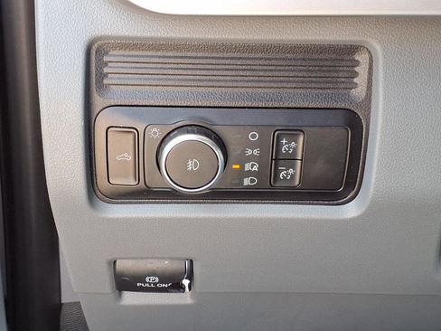 Used 2025 Ford F250 XLT AWD/4WD image 21
