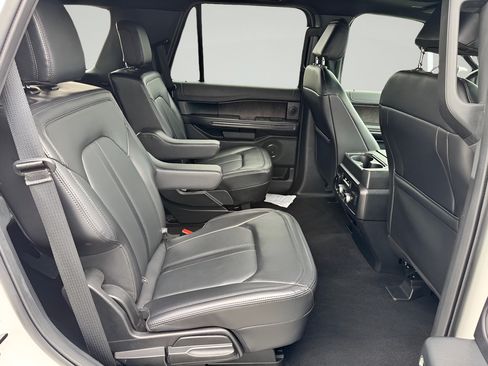Used 2021 Ford Expedition Limited AWD/4WD image 33