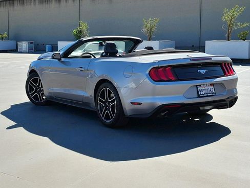 Used 2020 Ford Mustang Premium image 7