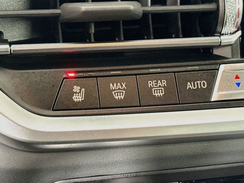 Used 2023 BMW M4 xDrive Competition w/ M Carbon Exterior Package AWD/4WD image 22