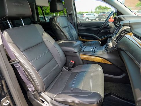 Used 2017 GMC Yukon Denali w/ Open Road Package AWD/4WD image 40