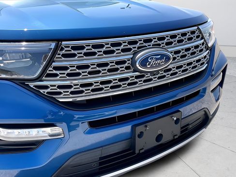 Used 2021 Ford Explorer Limited w/ Equipment Group 301A RWD image 34
