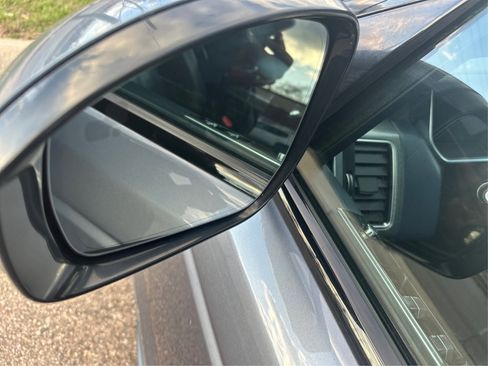 Used 2020 Land Rover Range Rover Sport HSE Dynamic image 32