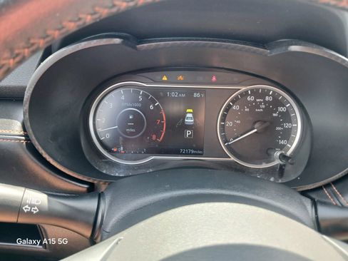 Used 2020 Nissan Versa SR w/ Convenience Package FWD image 29
