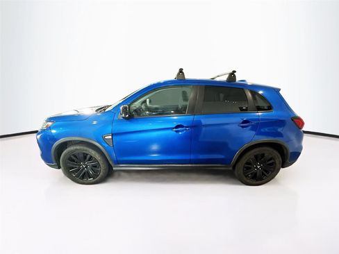 Used 2021 Mitsubishi Outlander Sport LE FWD image 2