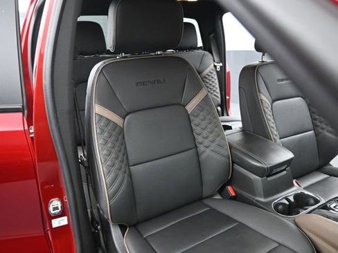 Used 2023 GMC Canyon Denali AWD/4WD image 19