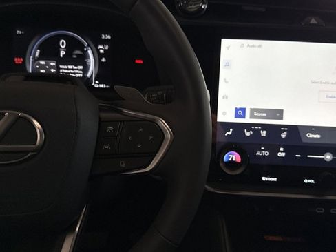 Certified 2024 Lexus RZ 450e Premium image 25