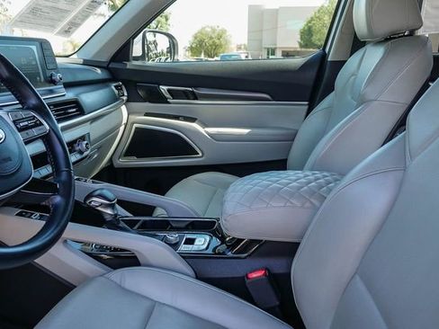Used 2020 Kia Telluride S w/ S 8 Passenger Seating Package FWD image 18