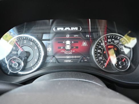 Used 2025 RAM 1500 Big Horn AWD/4WD image 12
