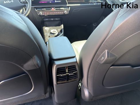 New 2026 Kia Niro Wind FWD image 22
