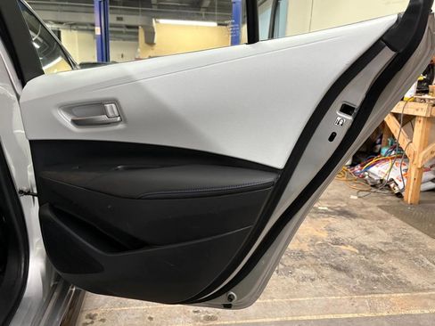 Used 2020 Toyota Corolla SE image 26