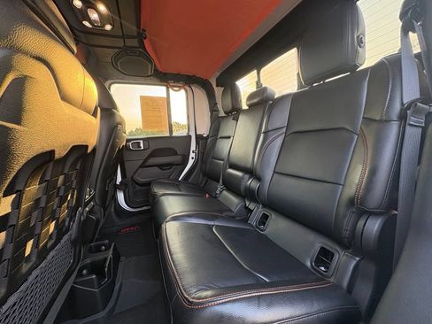 Used 2022 Jeep Gladiator Mojave w/ Trailer Tow Package AWD/4WD image 25