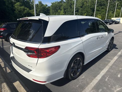 Used 2022 Honda Odyssey Elite image 7