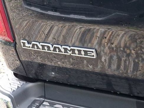 Used 2021 RAM 1500 Laramie AWD/4WD image 9