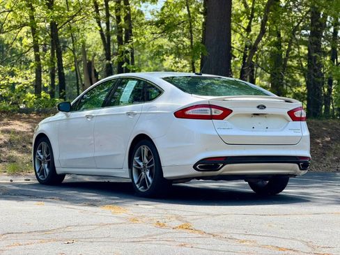 Used 2014 Ford Fusion Titanium FWD image 11