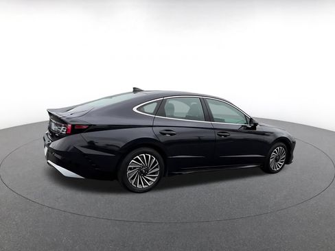 Used 2025 Hyundai Sonata SEL FWD image 5