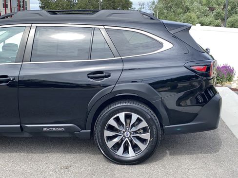Certified 2024 Subaru Outback Limited AWD/4WD image 4