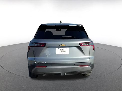 Used 2025 Chevrolet Equinox LT image 10