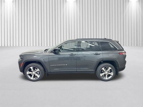 New 2026 Jeep Grand Cherokee Limited AWD/4WD image 8