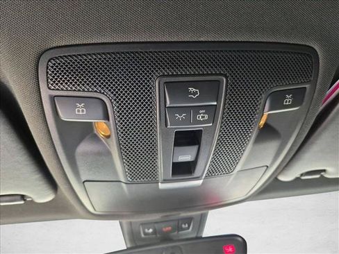 Used 2018 Mercedes-Benz CLA 250 image 13