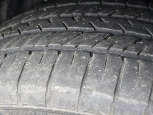 Used 2023 Subaru Crosstrek 2.0i Premium image 11