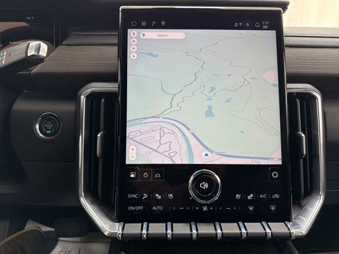 New 2026 GMC Acadia Denali w/ Super Cruise Package image 32