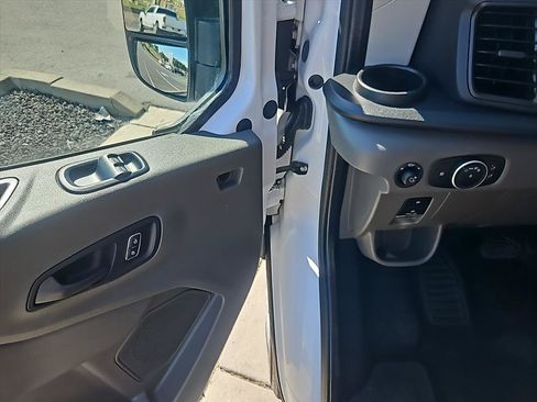 Used 2023 Ford Transit 350 XLT RWD image 21