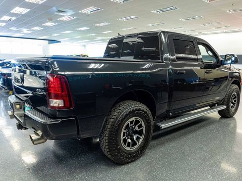 Used 2015 RAM 1500 Sport w/ Black Ram 1500 Sport Group image 5