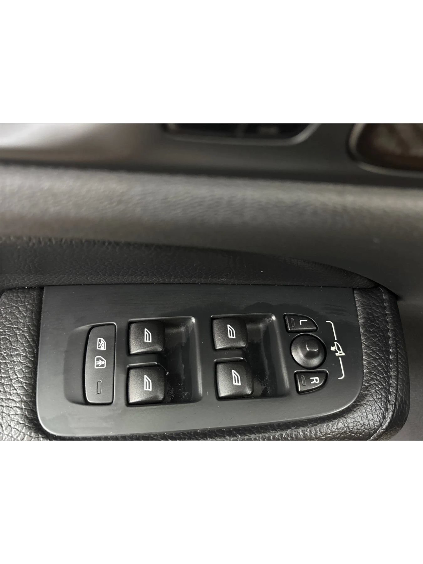 Used 2022 Volvo S60 B5 Inscription AWD/4WD image 41