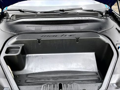 Certified 2025 Ford Mustang Mach-E Premium RWD image 32