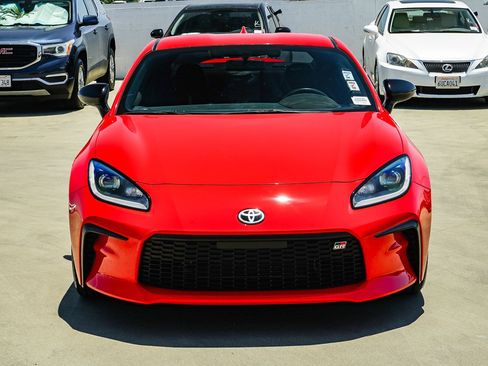 Certified 2024 Toyota GR86 Premium RWD image 7