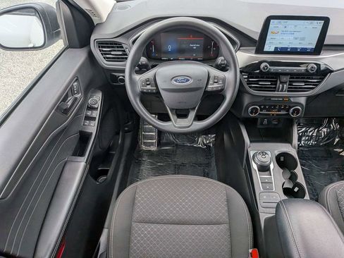 Used 2025 Ford Escape ST-Line FWD image 18